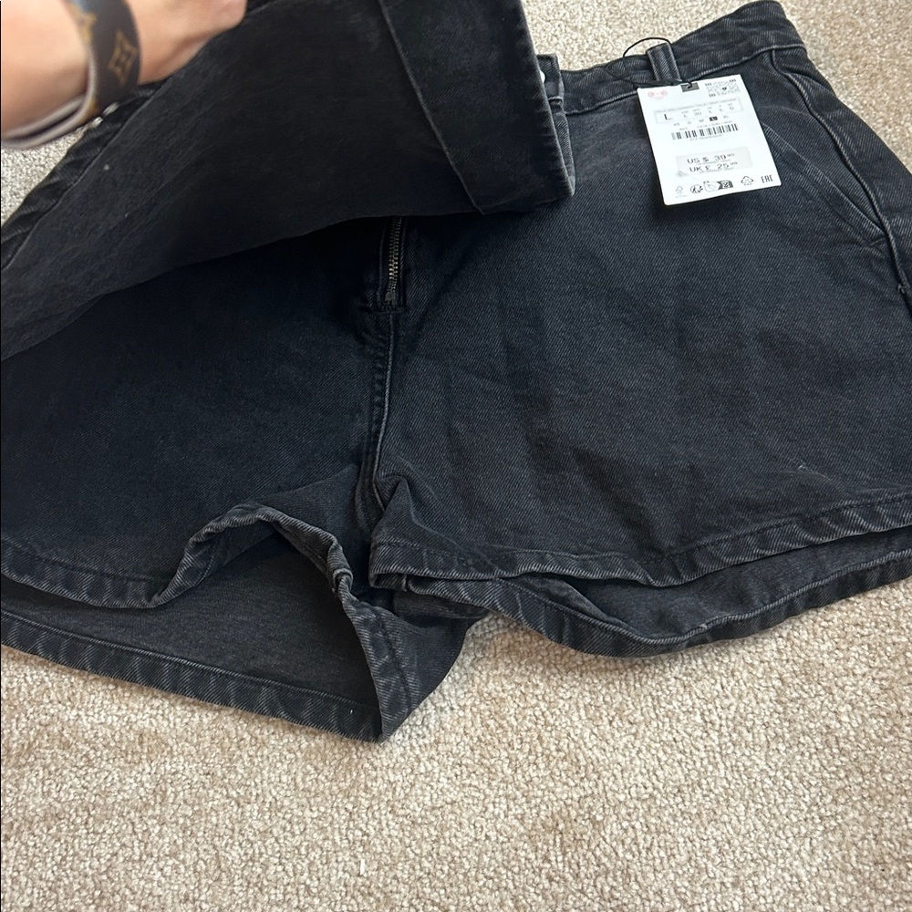 NWT ZARA Black Wash Denim Wrap Skort with Silver Buttons size Large - Picture 5 of 5